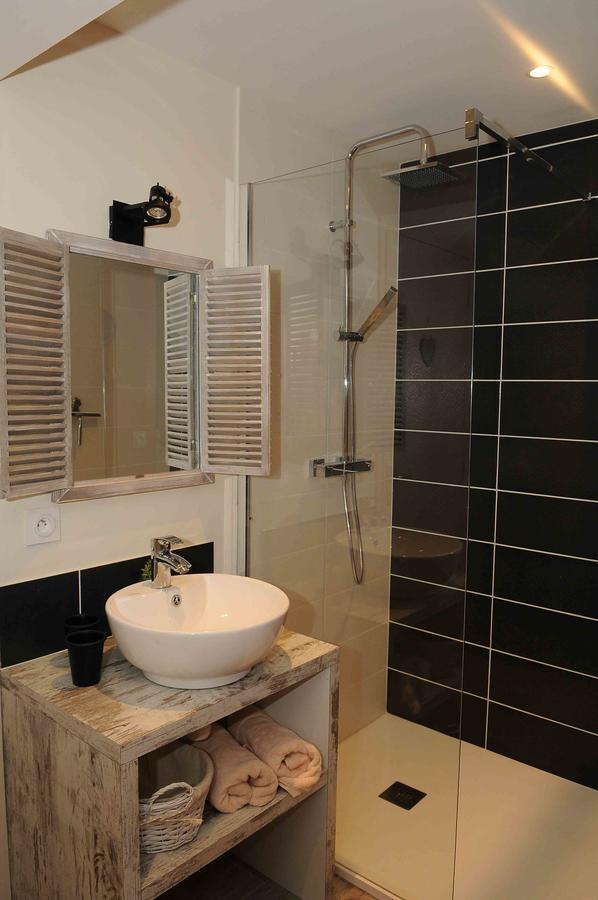 לינה וארוחת בוקר דמגאן Les Loges De L'Ecurie מראה חיצוני תמונה